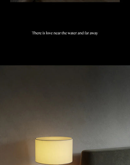 Lampe LED moderne en bois de frêne – Améliorez le style de votre maison.