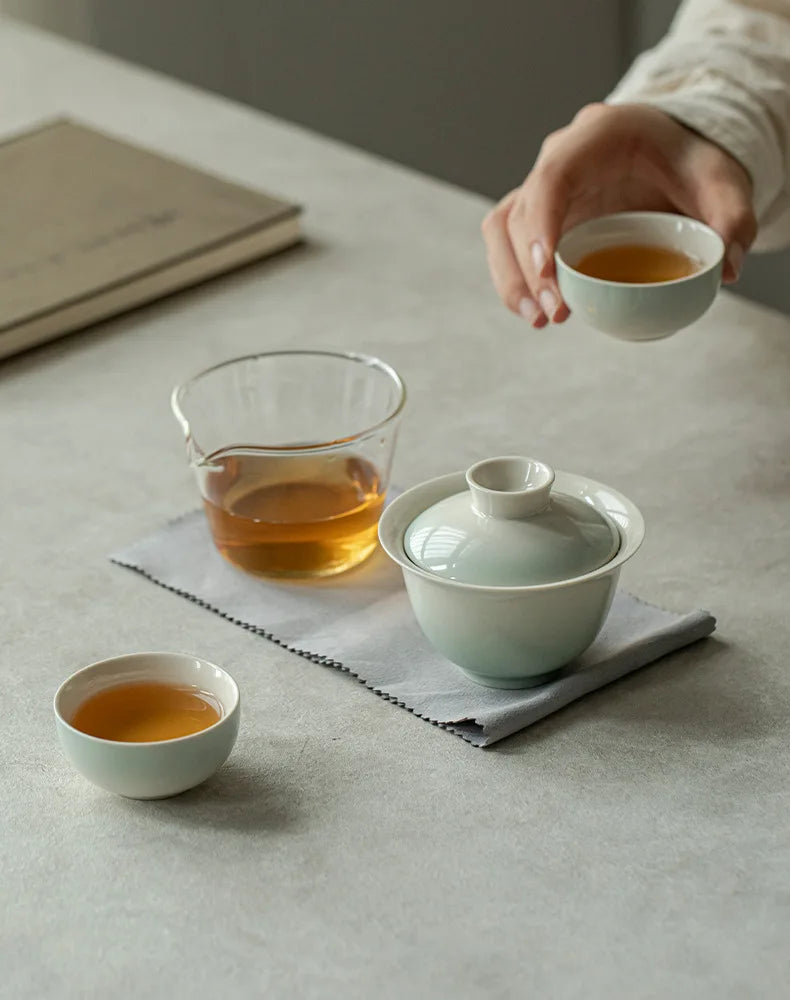 애호가를 위한 우아한 그라데이션 핑크 티 세트 | 휴대용 & 스타일리시한