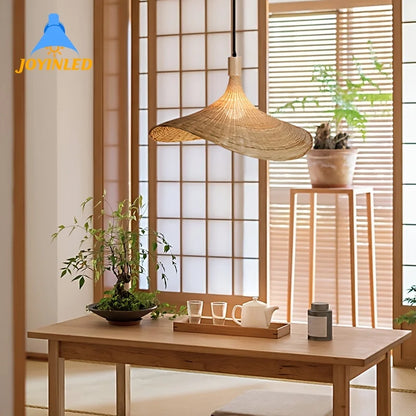 质朴的手工编织竹灯罩：舒适的家居装饰照明