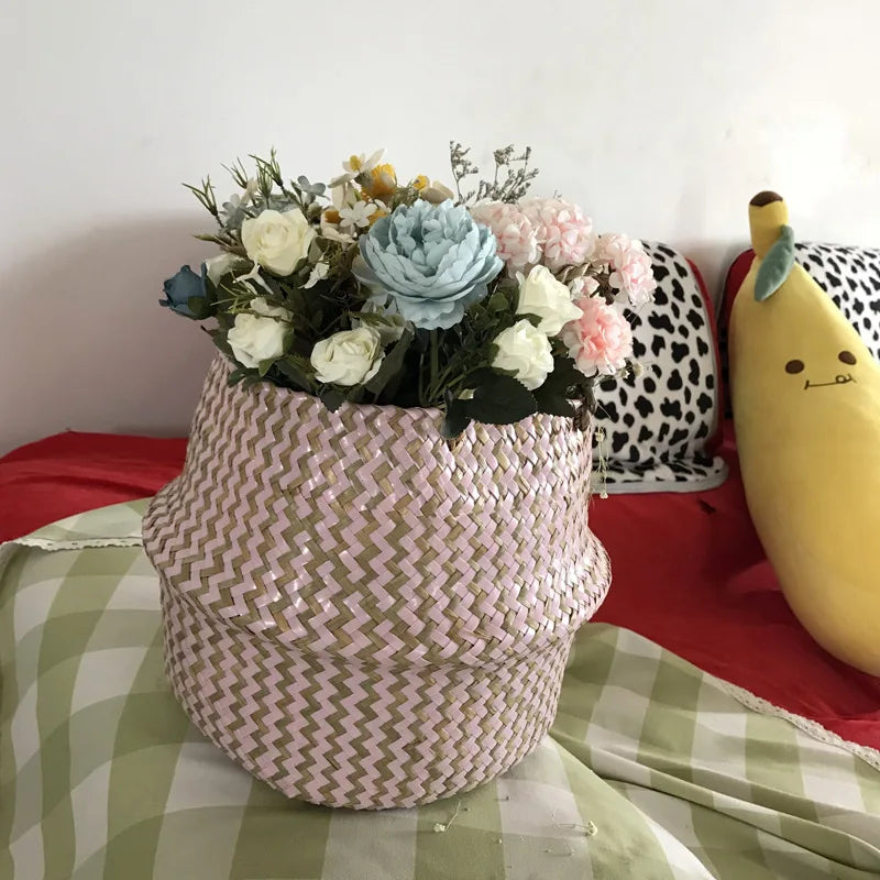 Eco-Friendly Seagrass Storage Basket - Stylish & Versatile!