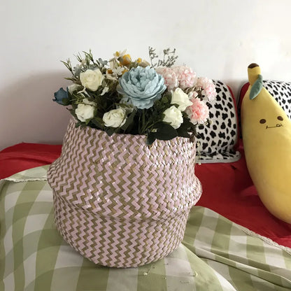 Eco-Friendly Seagrass Storage Basket - Stylish & Versatile!