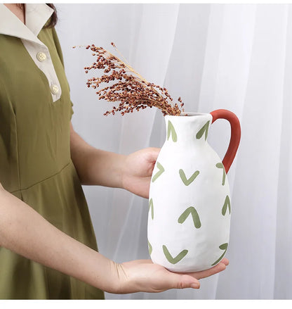 手绘奶壶陶瓷花瓶 - 巧妙家居装饰