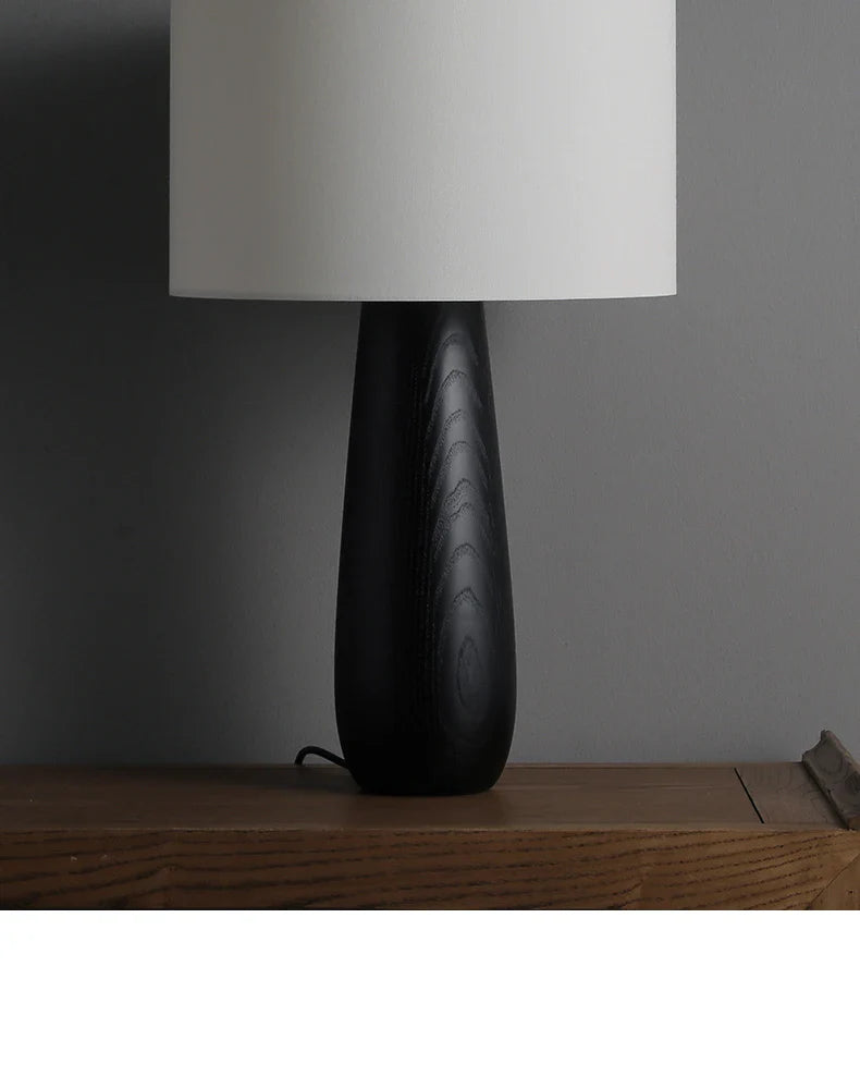 Lampe LED moderne en bois de frêne – Améliorez le style de votre maison.