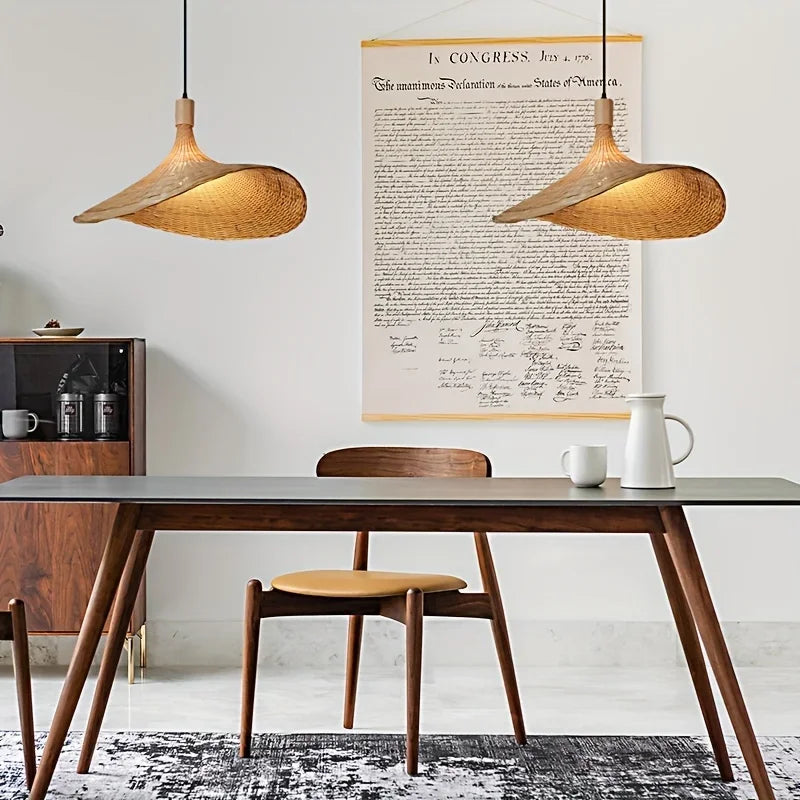 质朴的手工编织竹灯罩：舒适的家居装饰照明